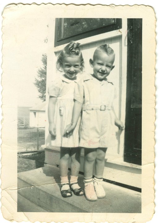 1024.jpg - Joanne Reschly & Fred Roth.  Wayland, IA  1950c