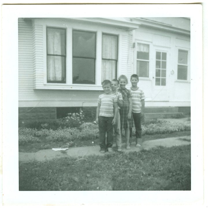 1157.jpg - Tim Sweigart, Reynolds Roth, Cindy Sweigart, Steve Rebling.  1963c