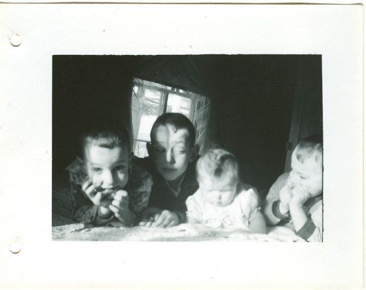 1237.jpg - Larry, Fred, Lynn Roth with unknown child.  1954c