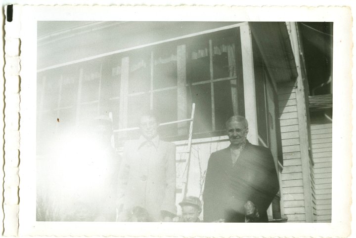 1287.jpg - Fannie Roth, unknown others.  1953