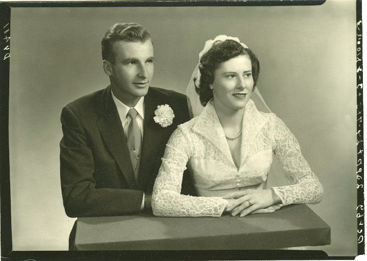 1293.jpg - Jack & Dorothy Reschly Derby.  1954