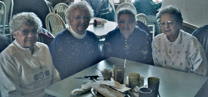 2015.jpg - Irene Pankoke, Ruth Brenneman, Marjorie Yoder, Edna Roth.