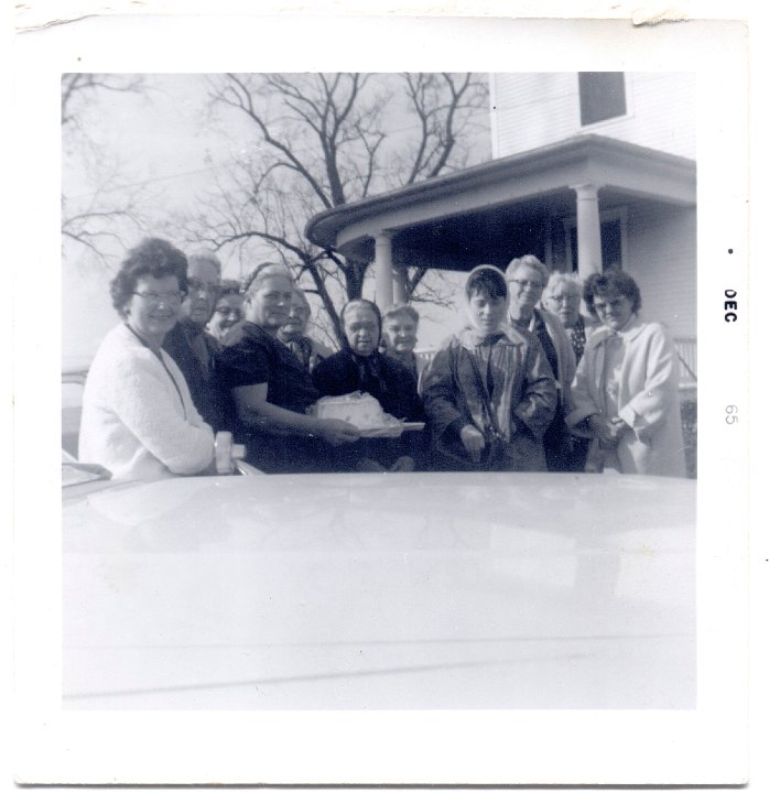 1666.jpg - 77th Birthday Party for Katie Reschly.  1965.  ???, ???, ???, Hazel Reschly, ???, Katie Reschly, ???, Ruth Ann Reschly, ???, ???, Irene Pankoke.