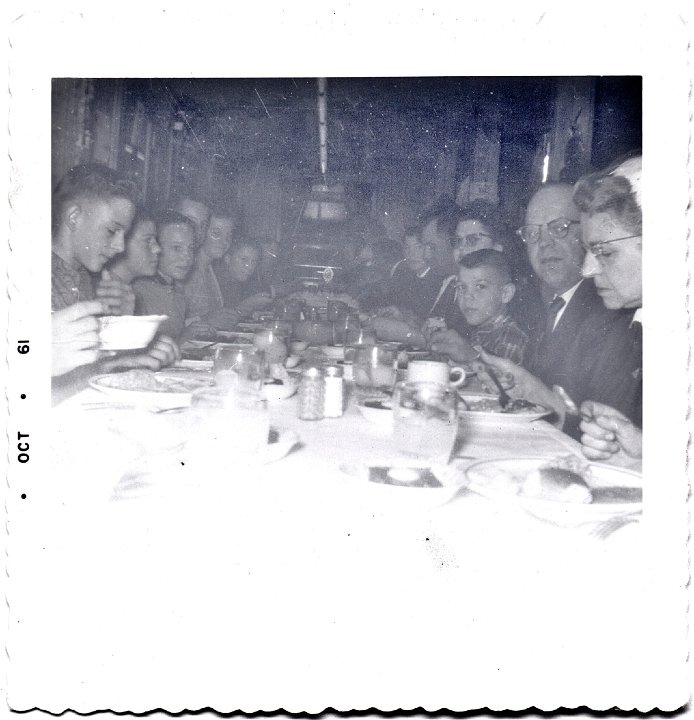 1700.jpg - Reschly Gathering  1961.  Dudley, Wayne Pankoke, Larry, Fred Roth, Joanne, Ruth Ann, Floyd Reschly, ???, ???, ???, Kenny Reschly, Elgin, Irene, Eric Pankoke,