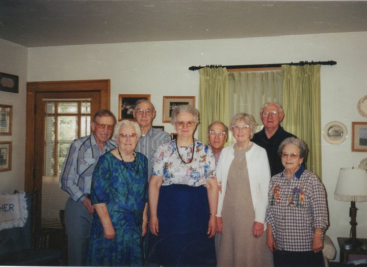 2034.jpg - Nebels, ???, Elmer & Josephine Richard, Ray & Edna Roth